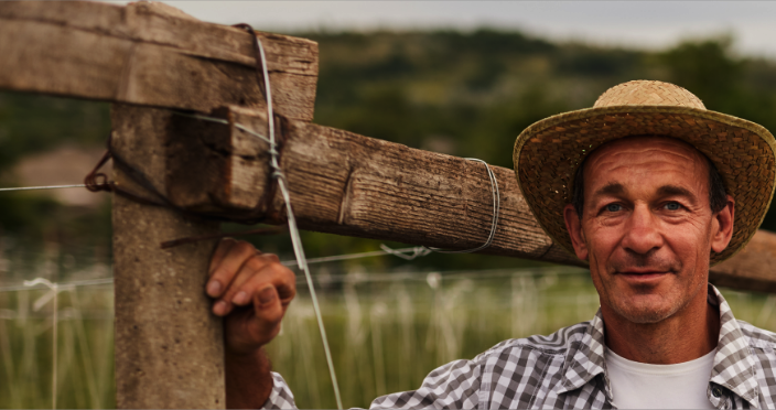 foto-homem-na-fazenda-3